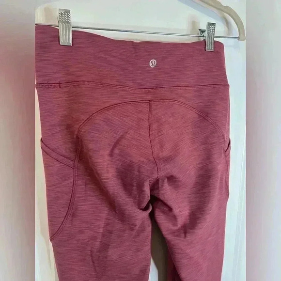 Lululemon Women’s 25” Red Invigorate High-Rise Tights Leggings - Size 8 - Picture 4 of 6